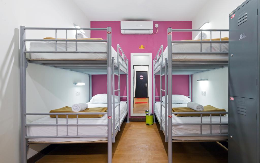 Cx Hostel Kuta Raya Kültér fotó