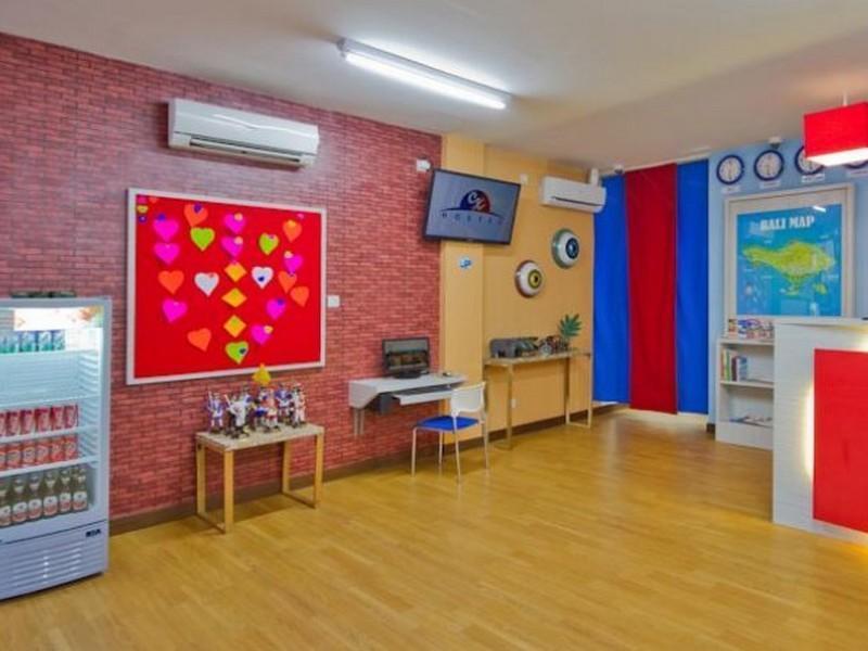 Cx Hostel Kuta Raya Kültér fotó