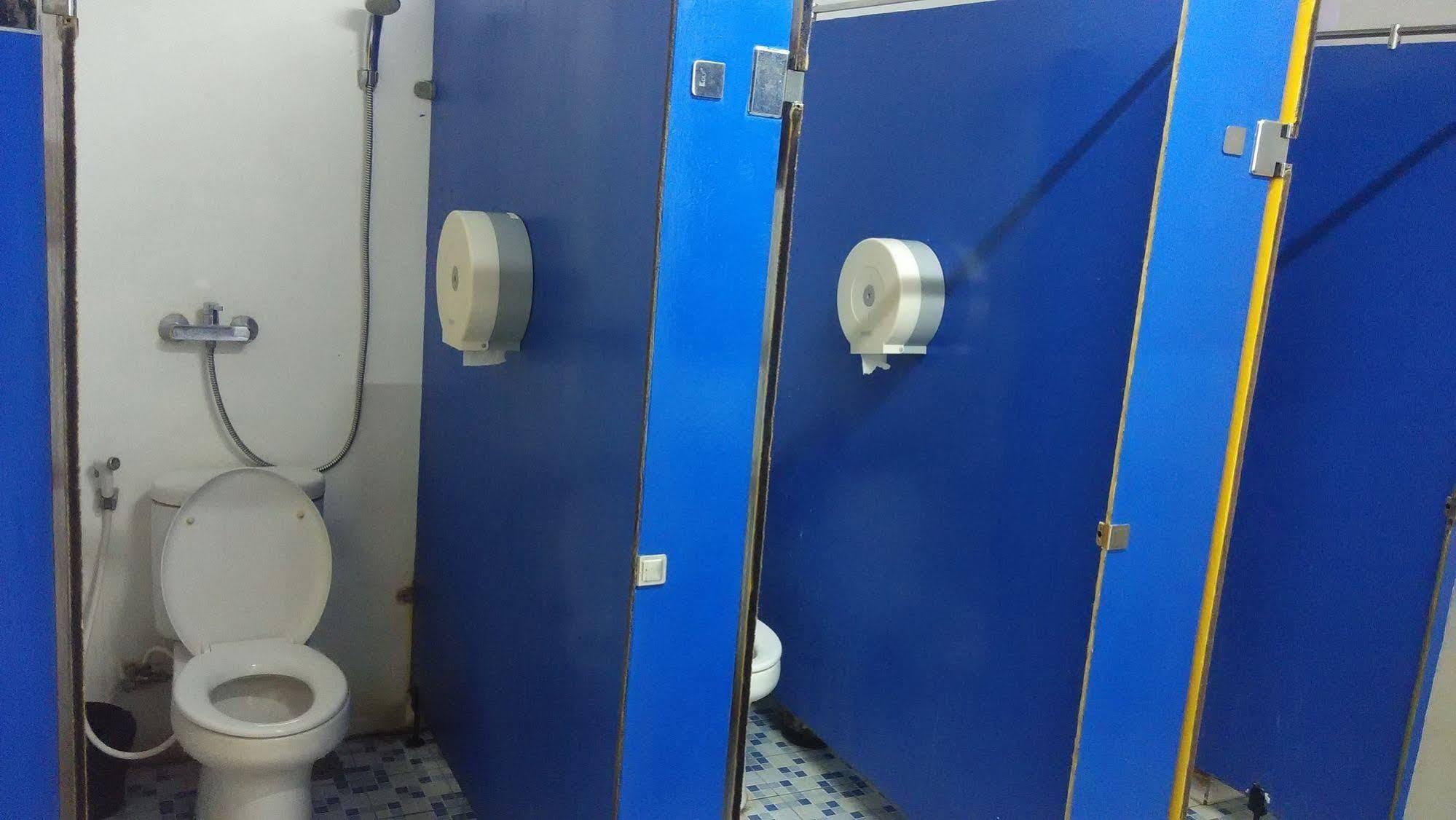 Cx Hostel Kuta Raya Kültér fotó