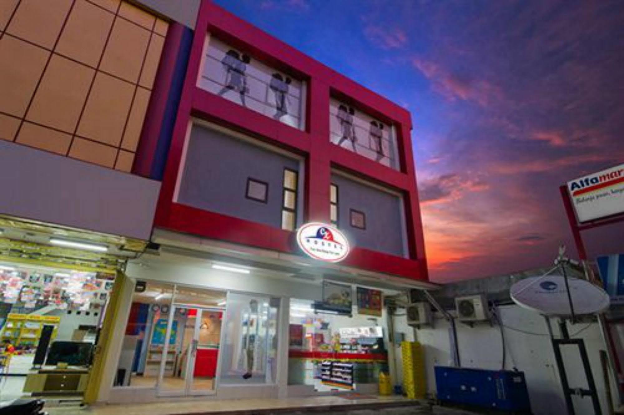Cx Hostel Kuta Raya Kültér fotó