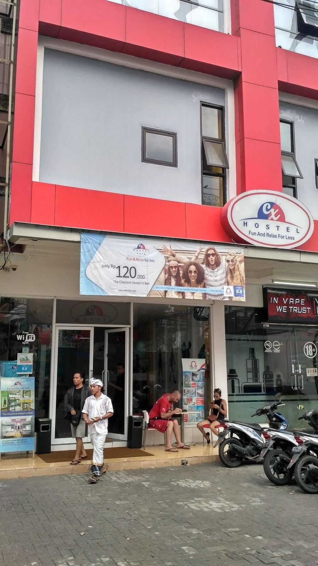Cx Hostel Kuta Raya Kültér fotó