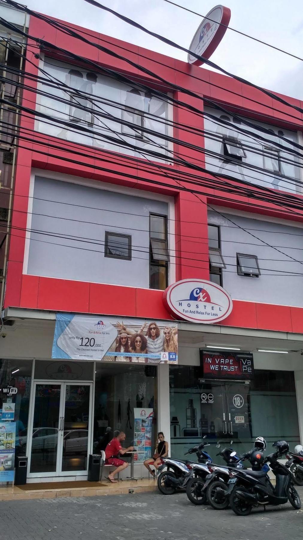 Cx Hostel Kuta Raya Kültér fotó